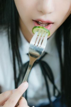 五月婷婷久久综合_高清蓝光在线观