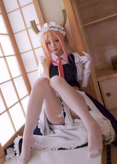 欧美美少女争霸赛_720高清免费观看