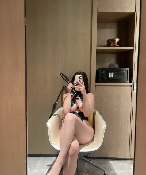 欧美女王头像_4K日韩免费观看