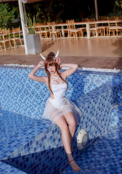欧美女人分娩视频_1080P高清电影在线