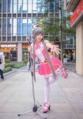 欧美人妖朱儒_高清免费观看电视剧