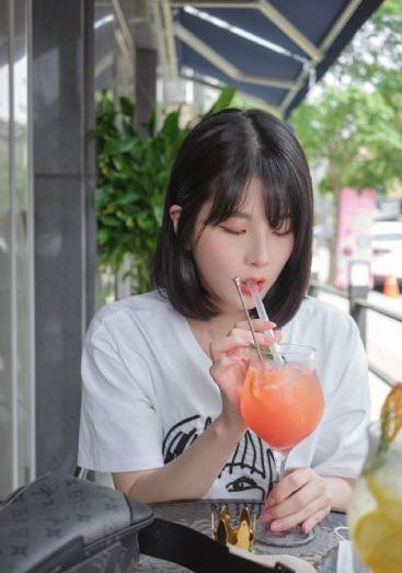 国产精品秘秘久久婷婷_免费观看高清版