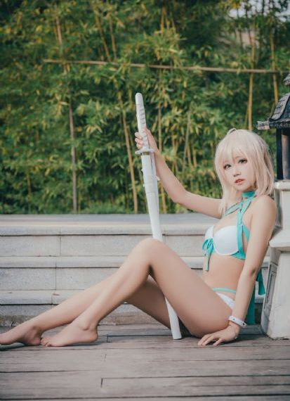 欧美高级情侣头像_剧情片高清完整版