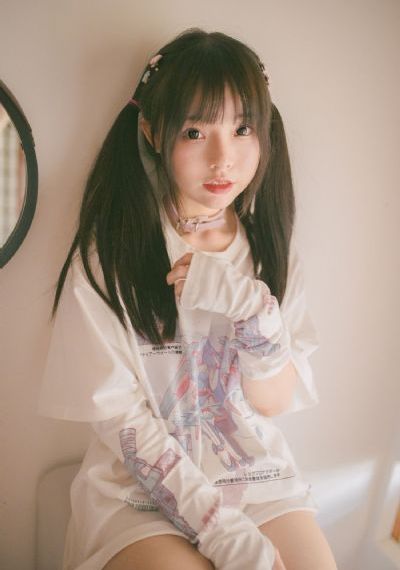 欧美男模特写真高级感_超清日韩电影在线