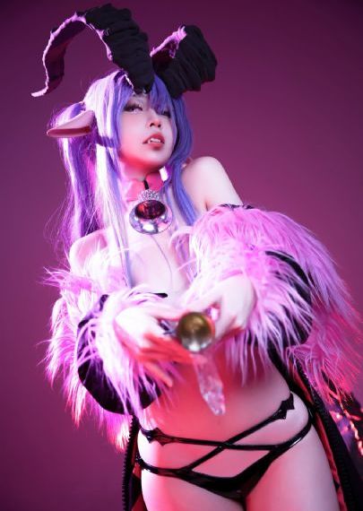 欧美女无毛_蓝光超清免费观看
