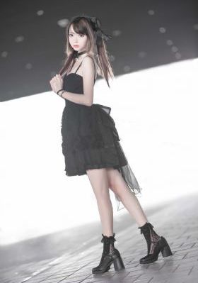 唯美欧美范女生头像_720高清迅雷在线观看